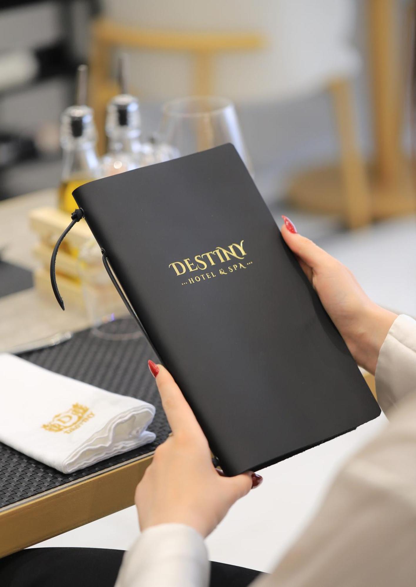 Hotel Destiny & 4*