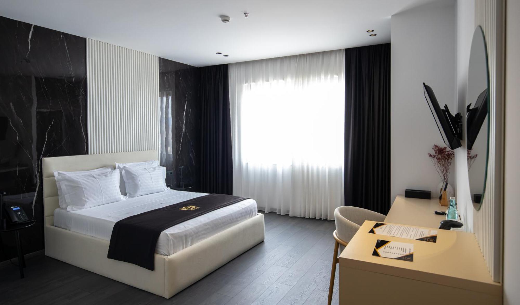 Hotel Destiny & Yzberish