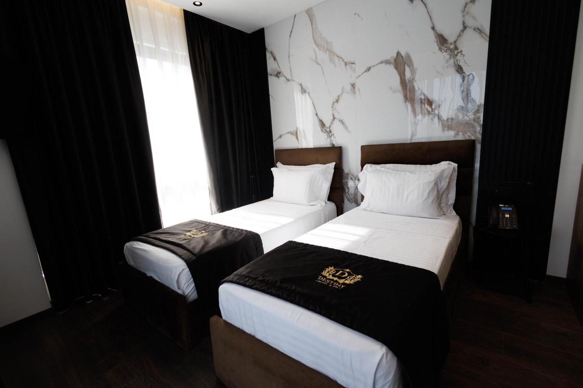 Hotel Destiny & 4*
